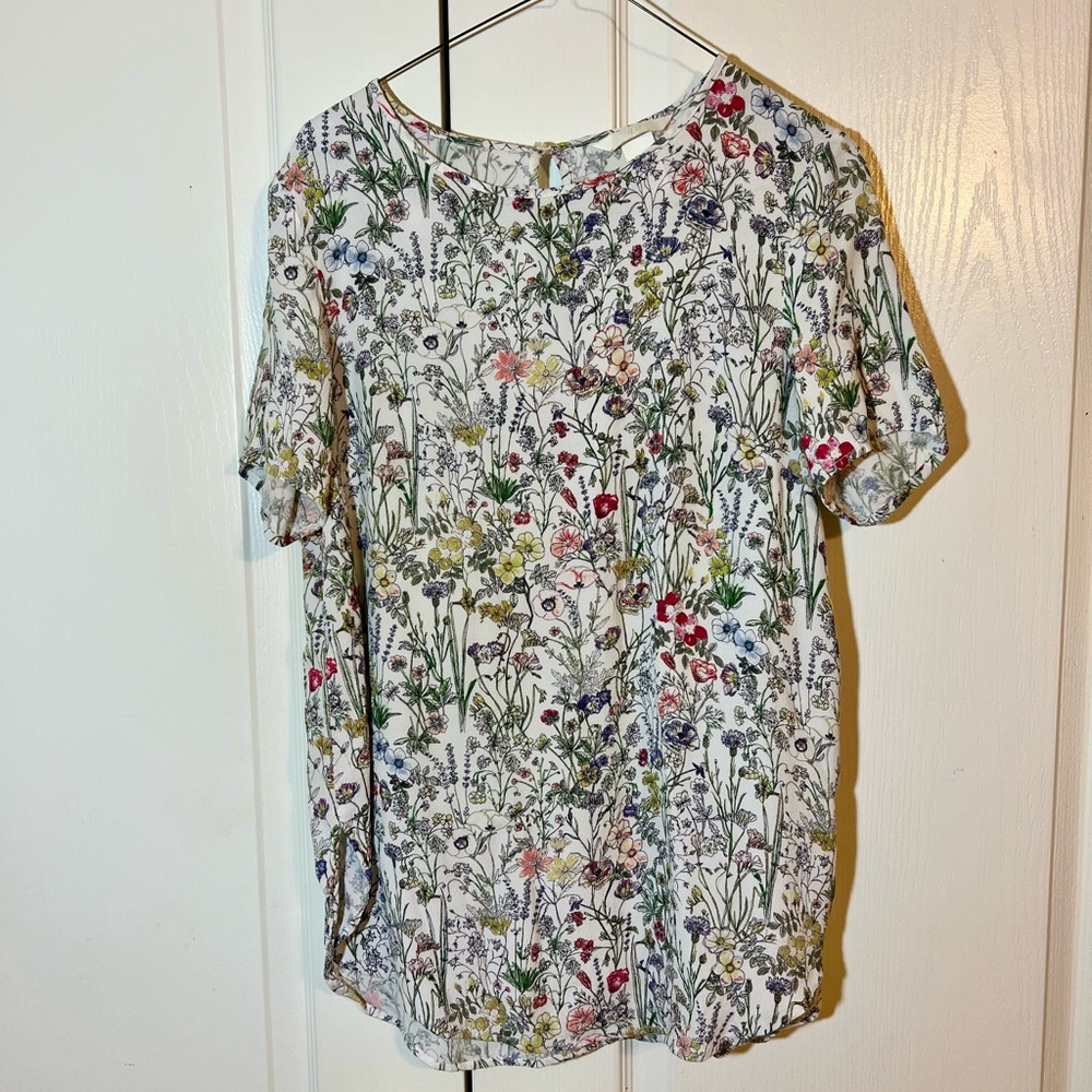 H&M Multicolor Floral Short Sleeve Top Size 8